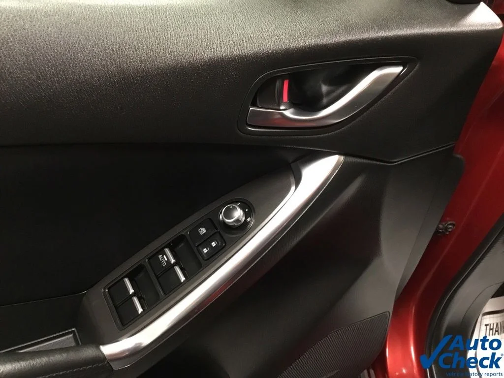 Used 2016 Red Mazda Grand Touring image 21
