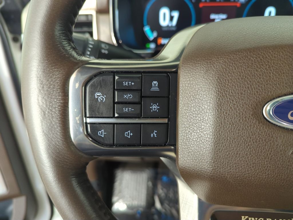 Used 2022 White Ford King Ranch image 21