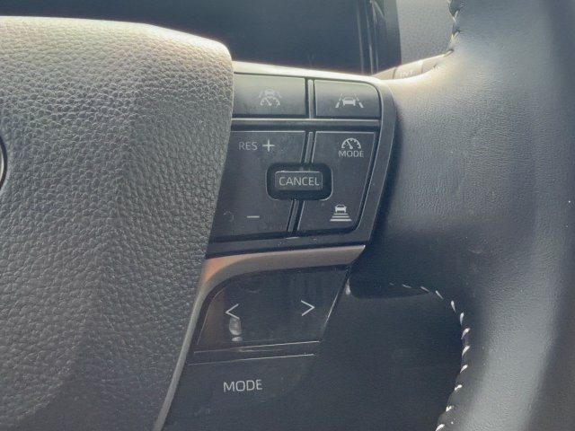 Certified Used 2025 Gray Toyota SE image 19