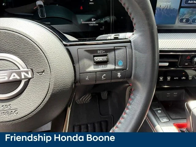 Used 2025 Black Nissan SR image 19