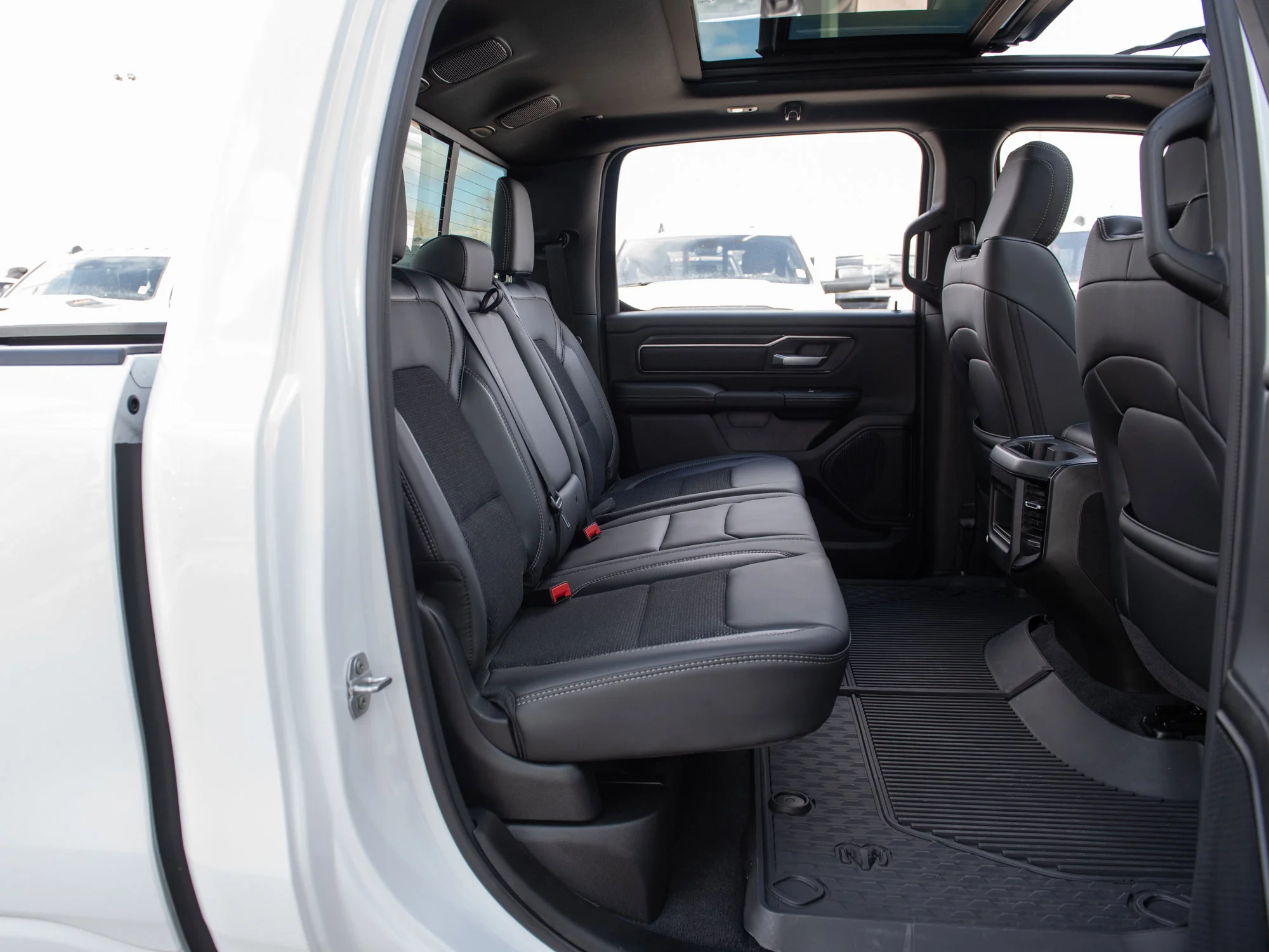 Certified Used 2026 White RAM Sport * Twin-Turbo | Panoramic Sunroof | Apple CarPlay | Lift Kit | Bedliner | 360 Camera | Nav image 19