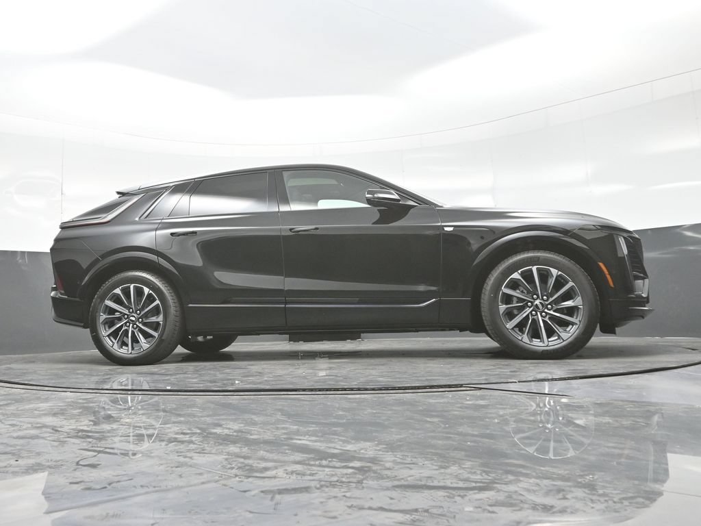 2027 Cadillac LYRIQ Premium Sport - Photo 26