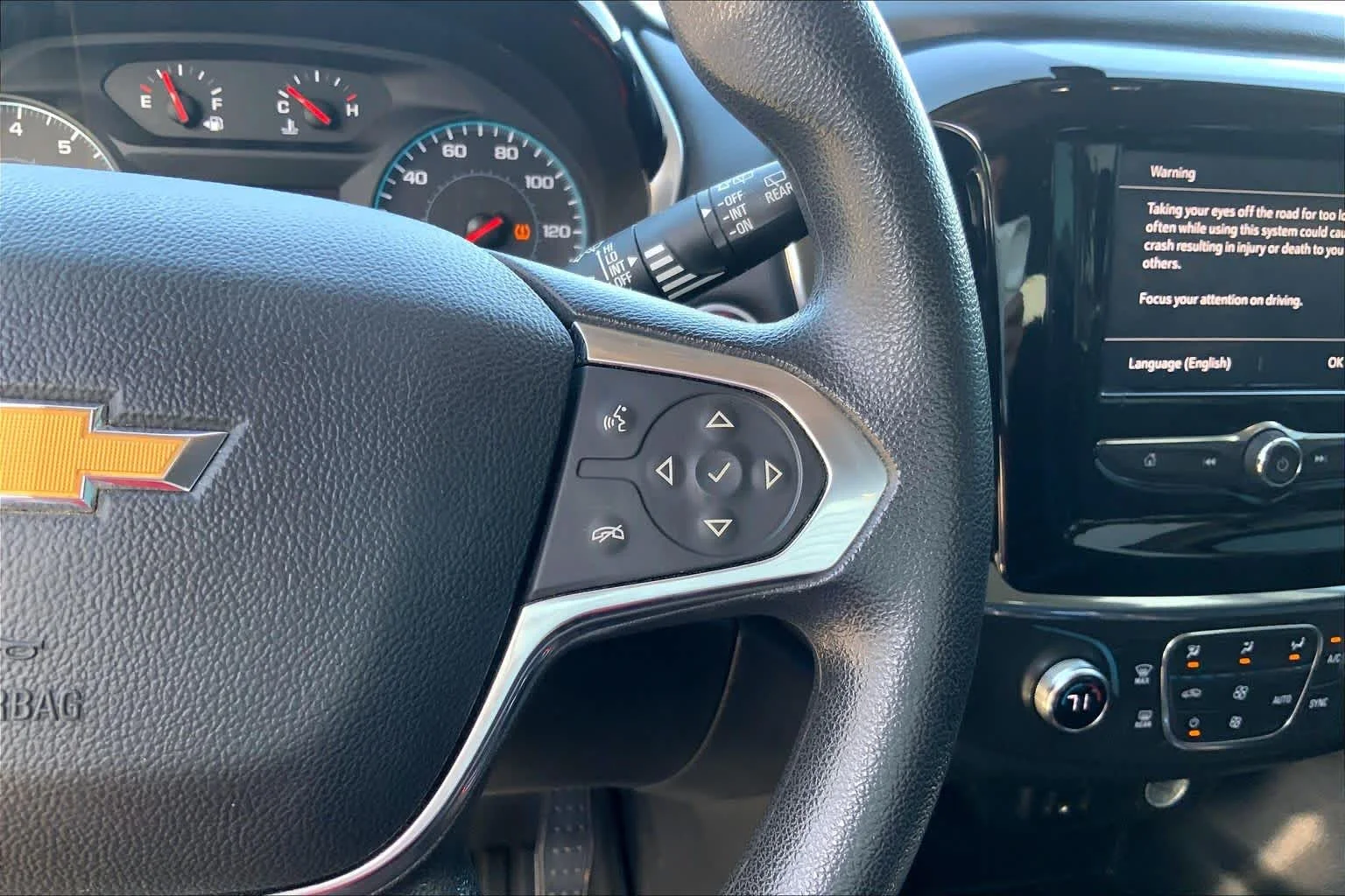 Used 2020 Summit White Chevrolet LS image 23