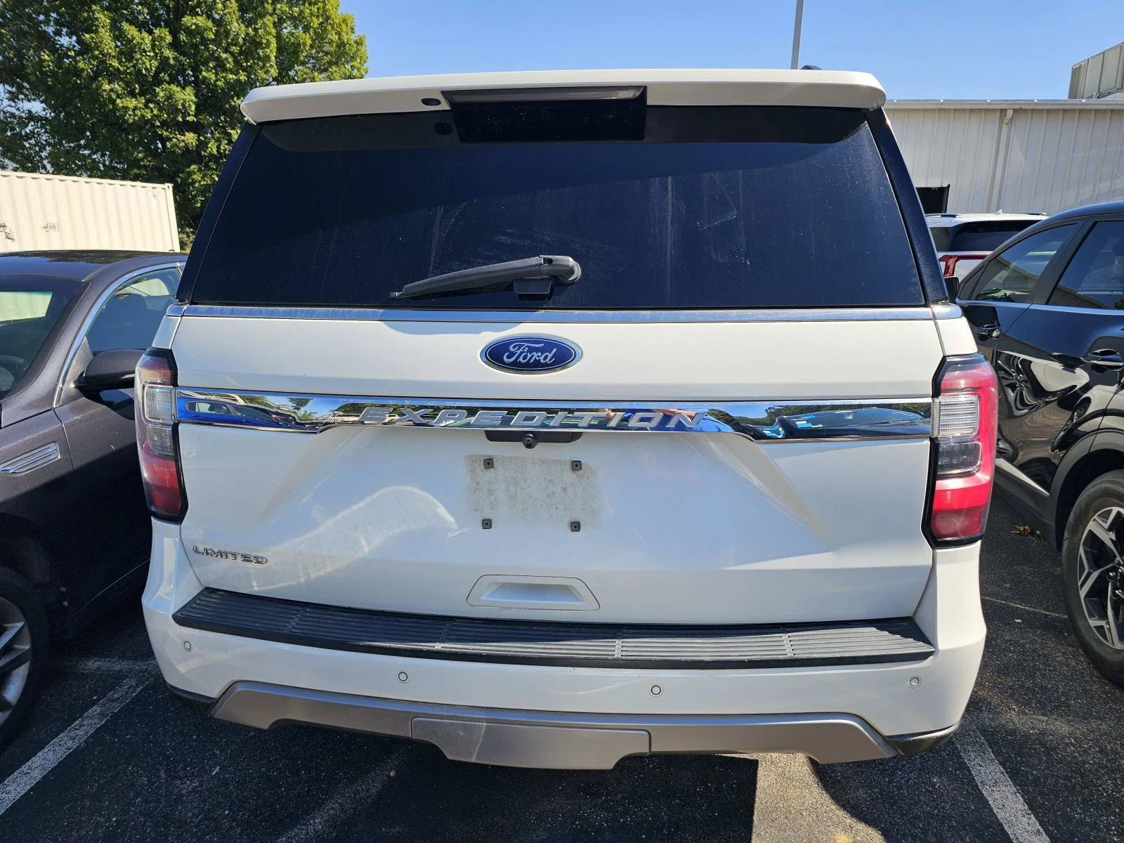 Used 2020 White Ford Limited image 13
