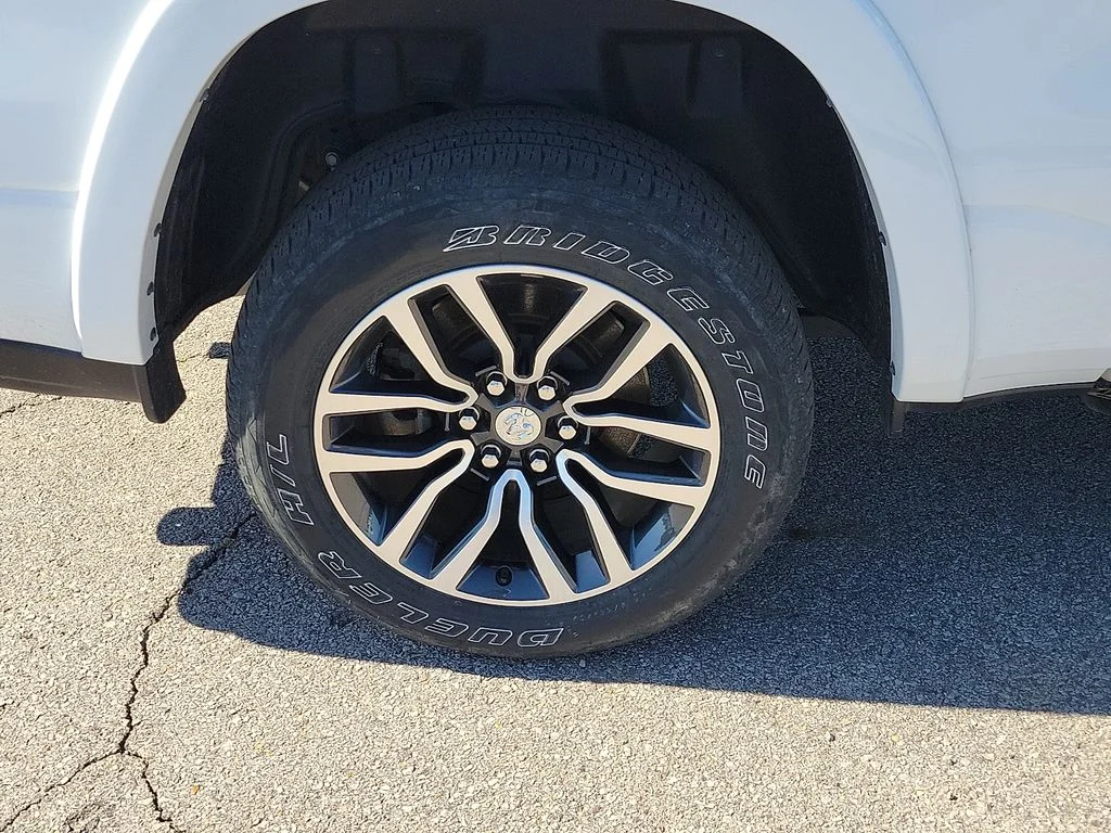 Used 2025 White Ram Limited image 7