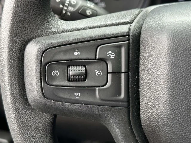 Used 2022 Silver Chevrolet Custom image 23