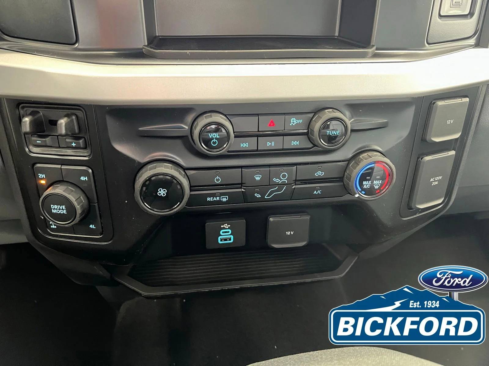 New 2026 Black Ford XLT image 14
