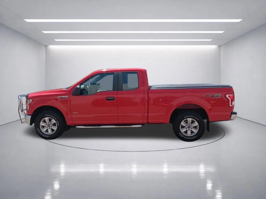 Used 2016 Race Red Ford XL image 3