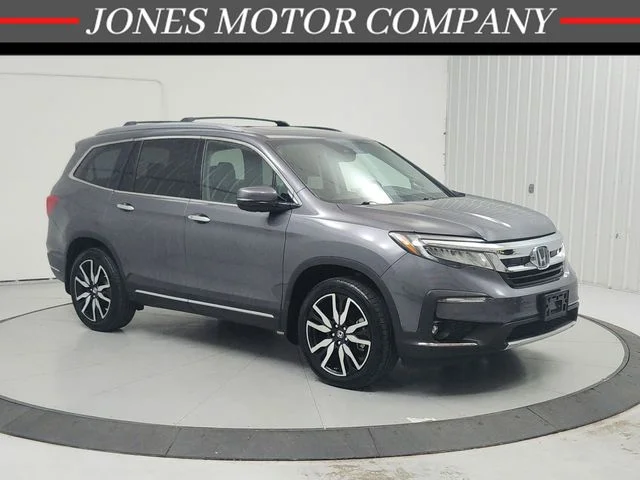 2021 Honda Pilot Touring AWD's photo
