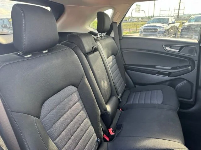 Used 2023 Blue Ford SE image 23