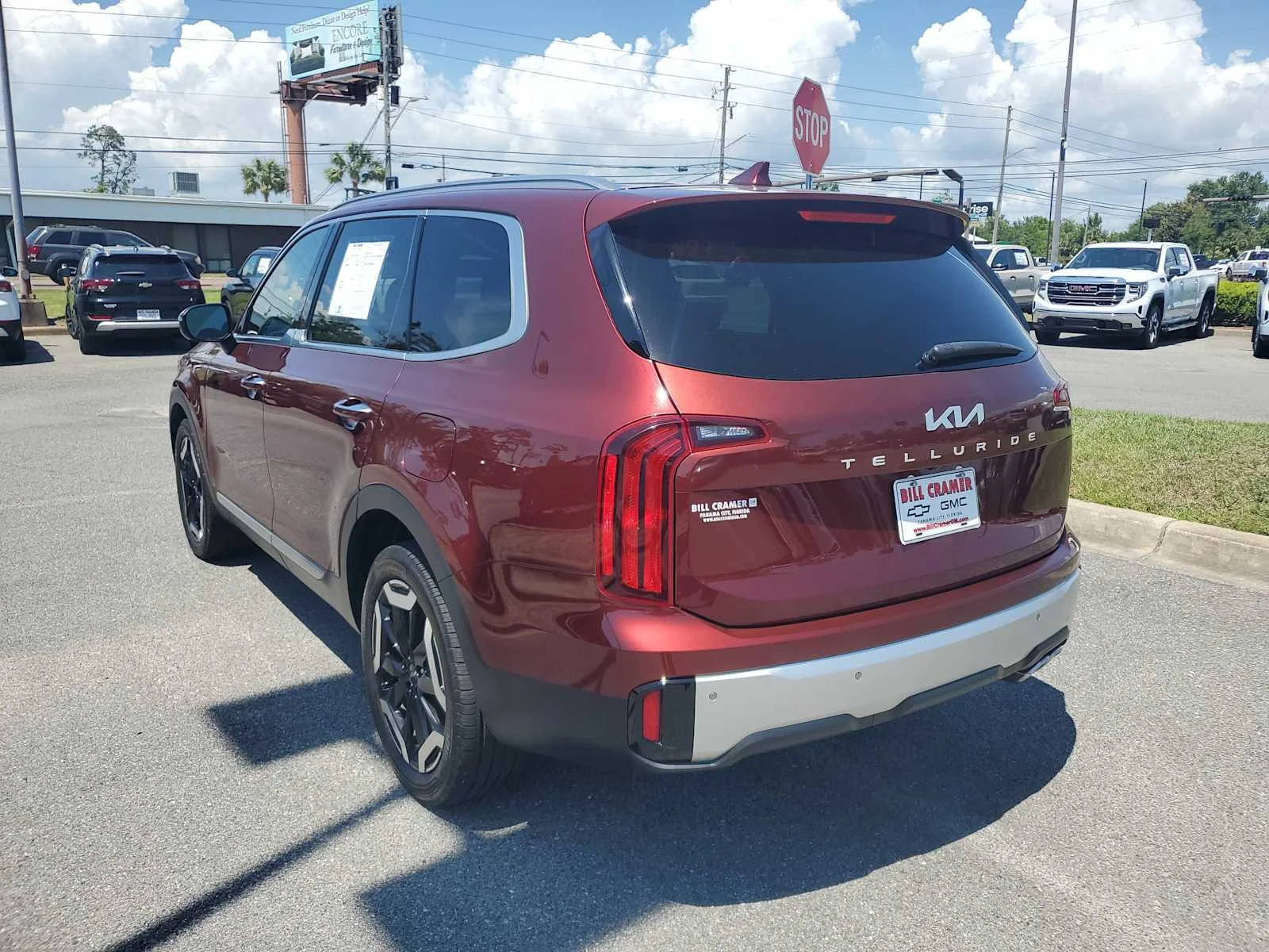 Used 2024 Dawning Red Red Kia S image 3