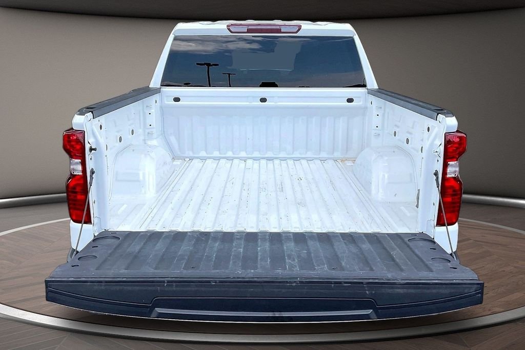 Used 2024 White Chevrolet LT image 9