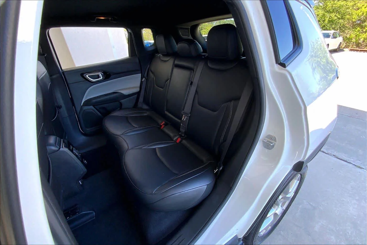 2025 Jeep Compass Limited - Photo 21