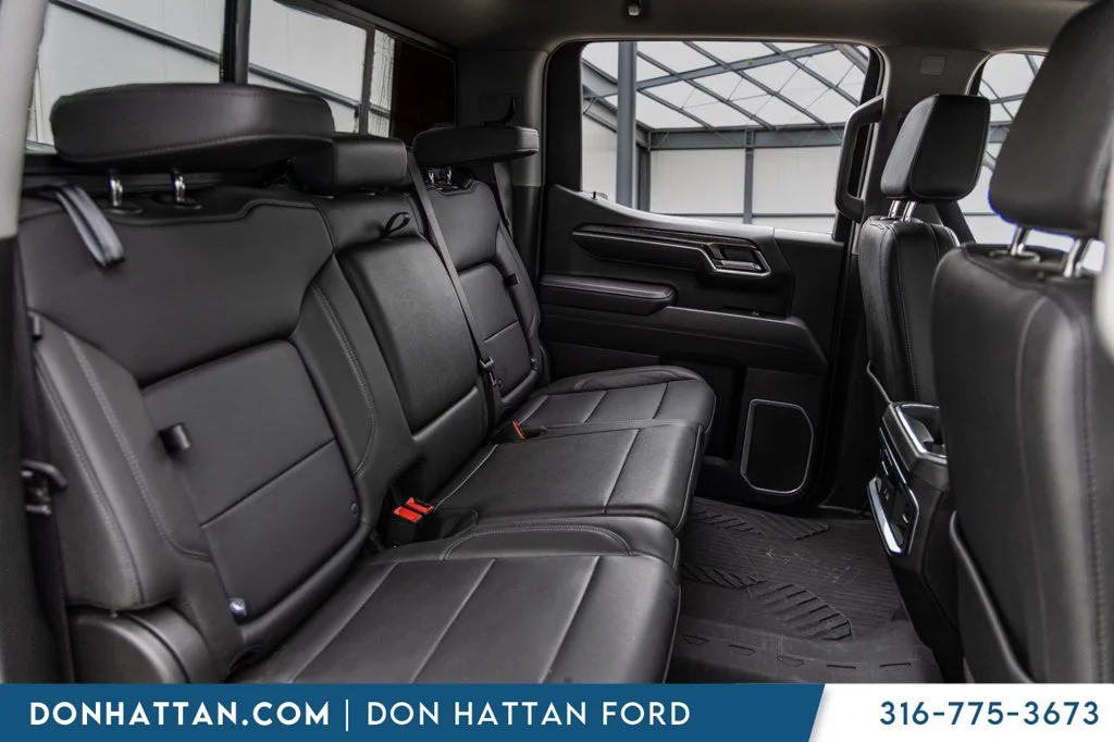 Used 2025 Black Chevrolet LTZ image 20