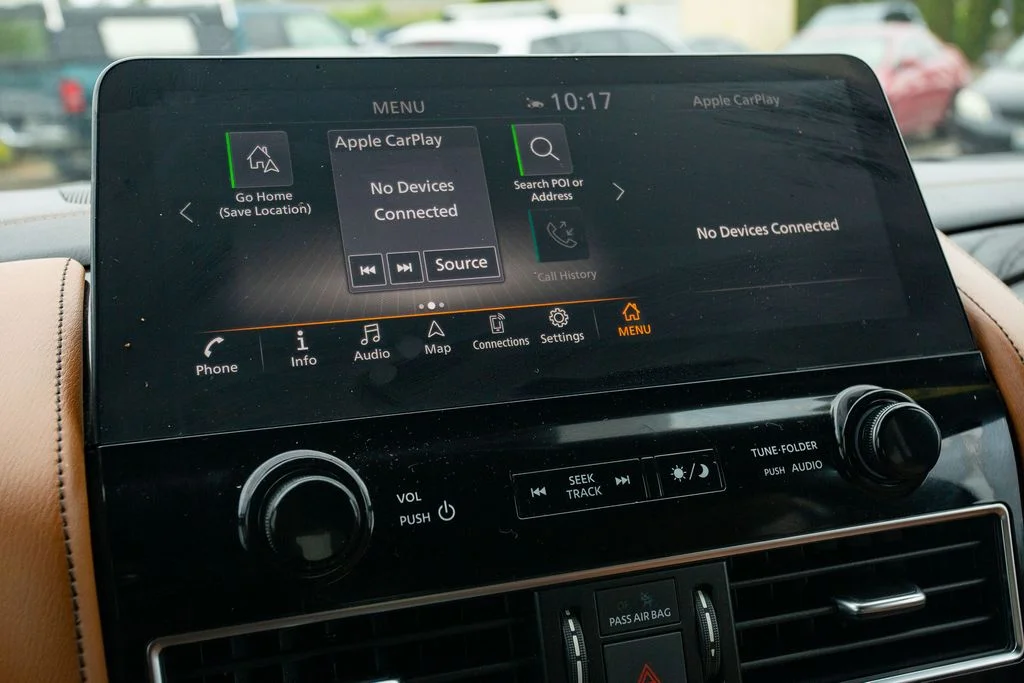 Used 2022 Champagne INFINITI 4WD Sensory image 33