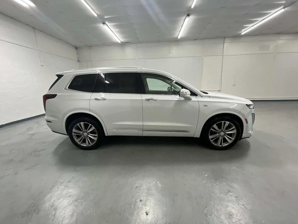 Used 2023 Crystal White Tricoat Cadillac Premium Luxury image 2