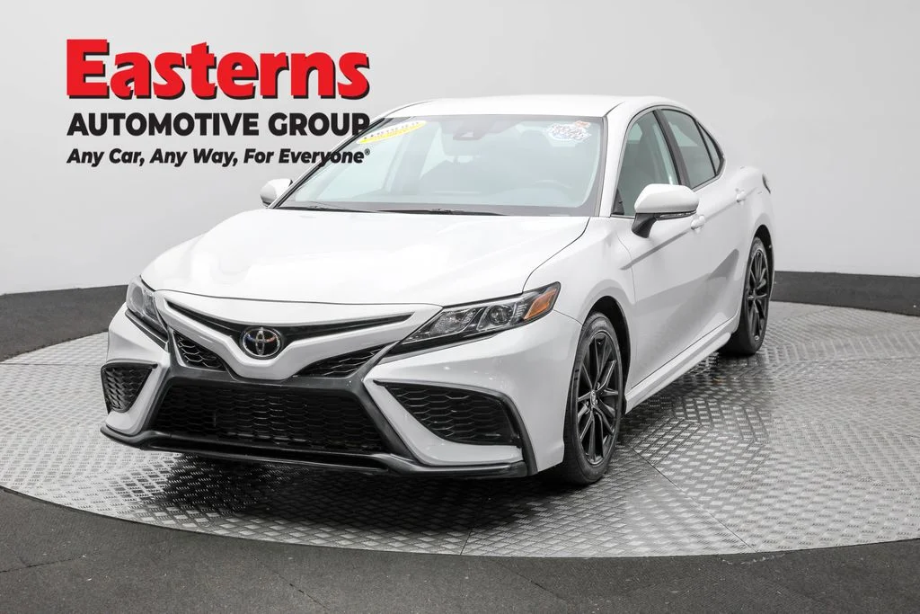 Used 2023 White Toyota SE image 1