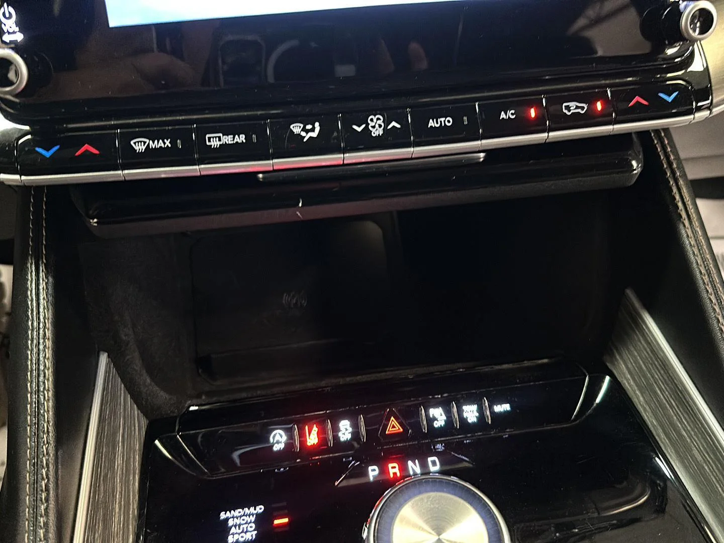 2024 Jeep Wagoneer Series II - Photo 25