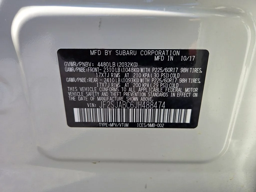 Used 2018 White Subaru 2.5i image 30
