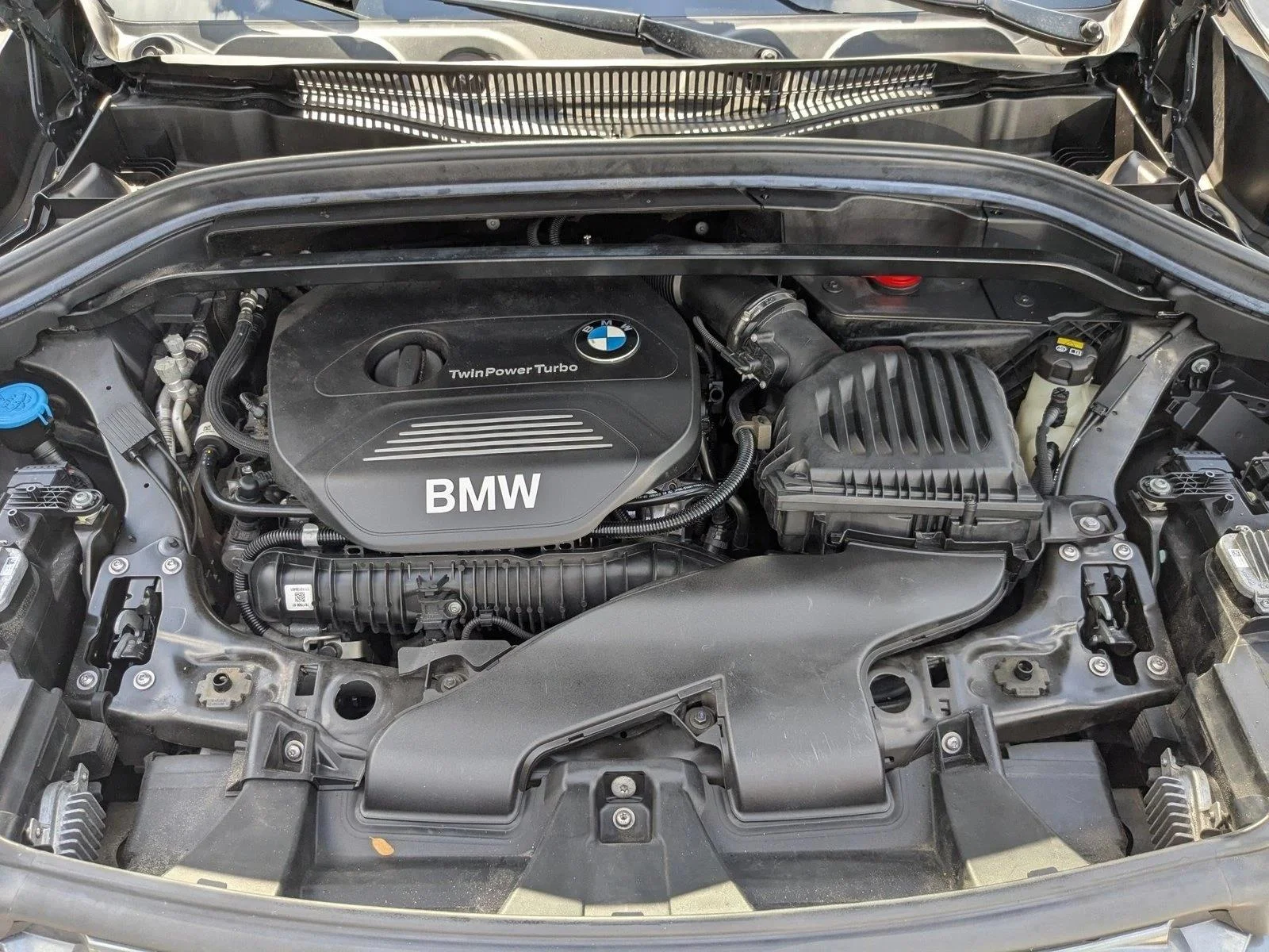 Used 2018 Alpine White BMW xDrive28i image 21