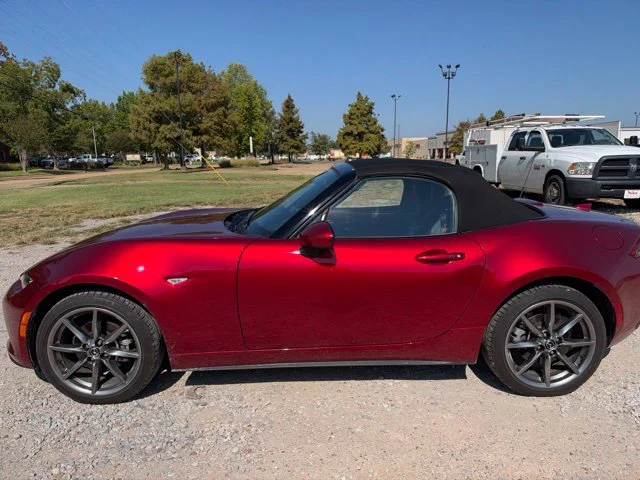 Used 2022 Red Mazda Grand Touring image 7