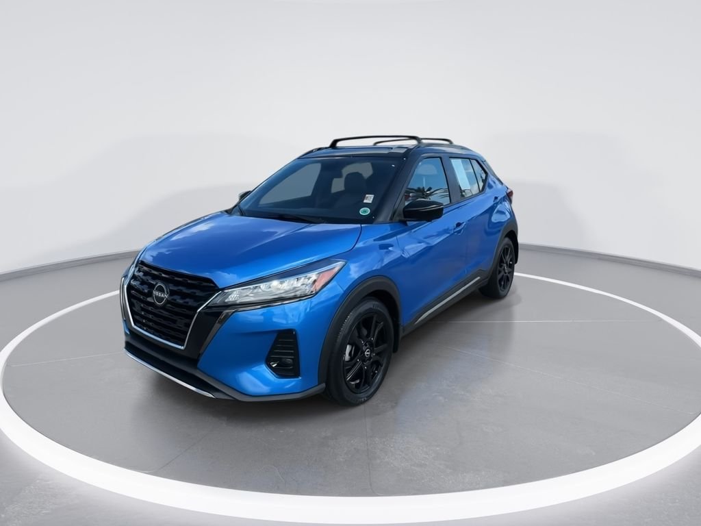 Used 2024 Blue Nissan SR image 5