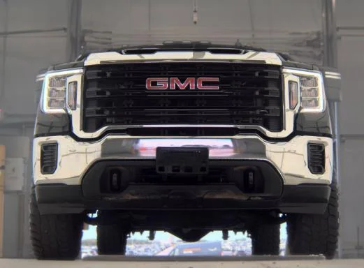 Used 2021  GMC Base image 5
