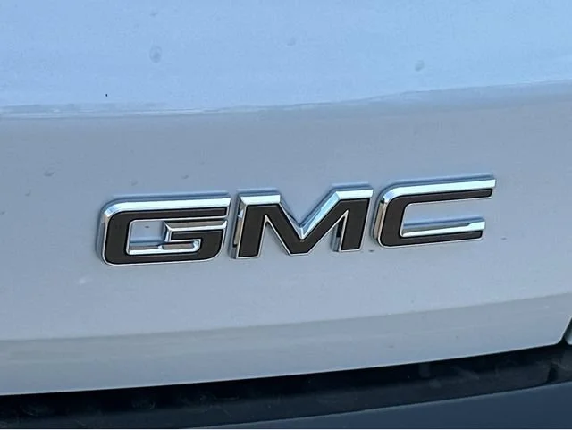 2026 GMC Acadia Denali Ultimate - Photo 9