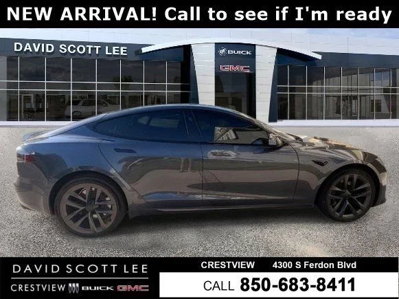 Used 2022 Gray Tesla Plaid image 1