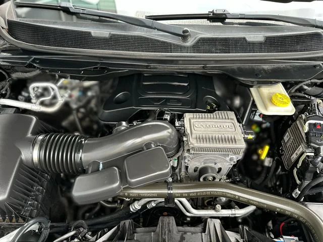 Used 2022 Black Jeep Series III image 30