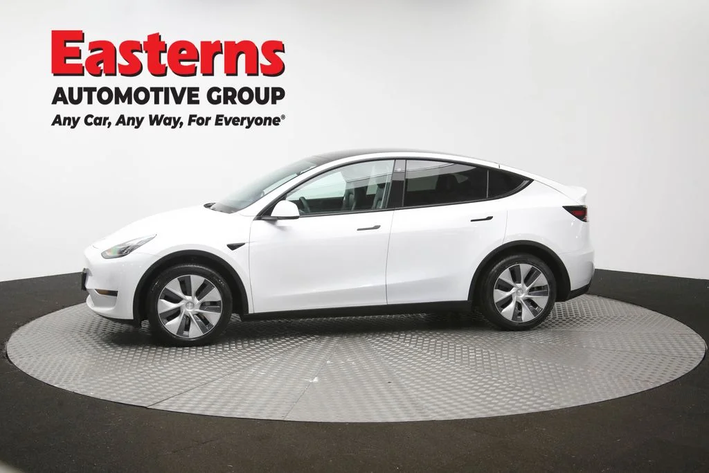 Used 2021 White Tesla Long Range image 53