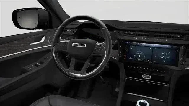 New 2027 High-Gloss Black Paint Jeep Limited image 33