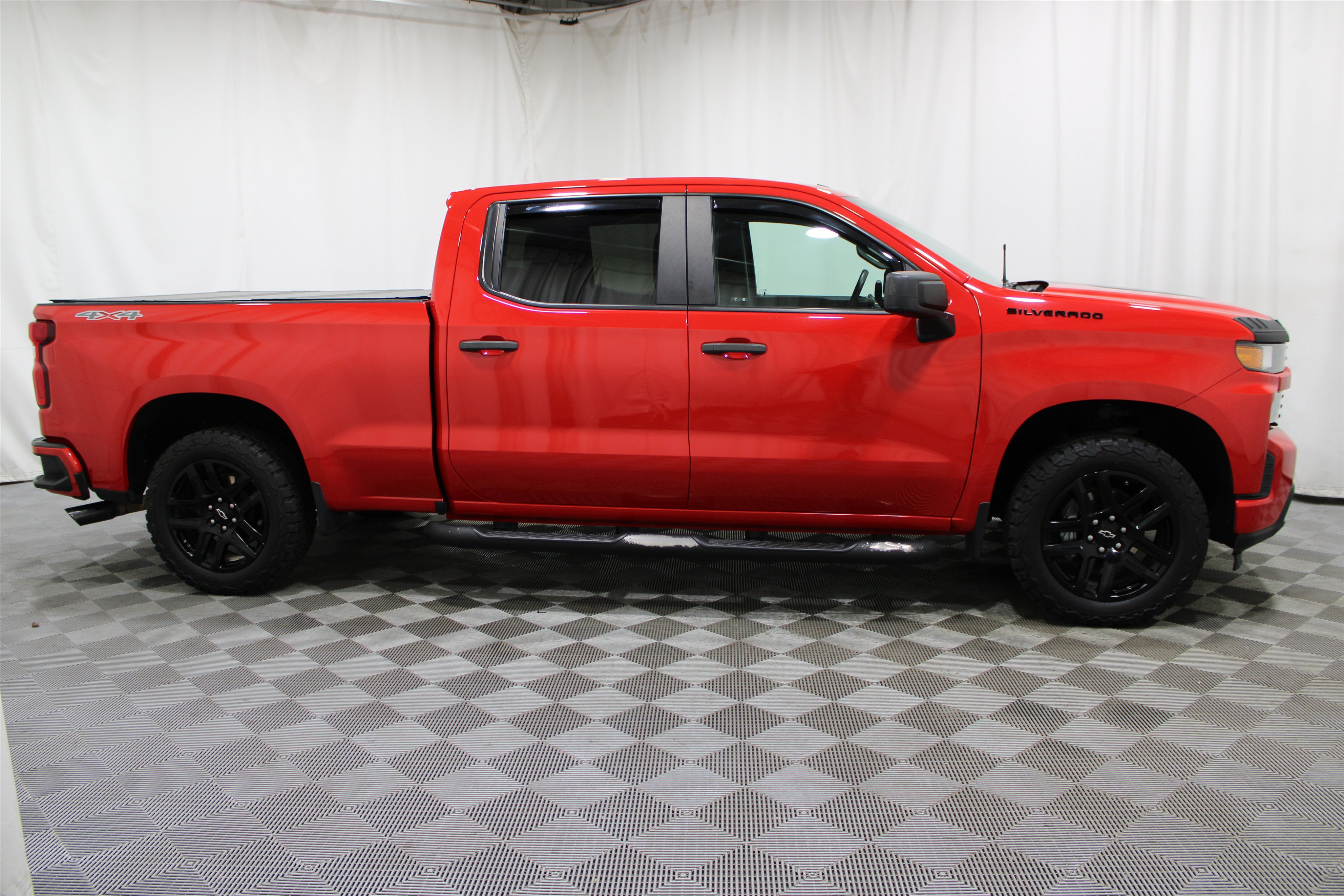 Used 2021 Red Hot Chevrolet Custom image 22