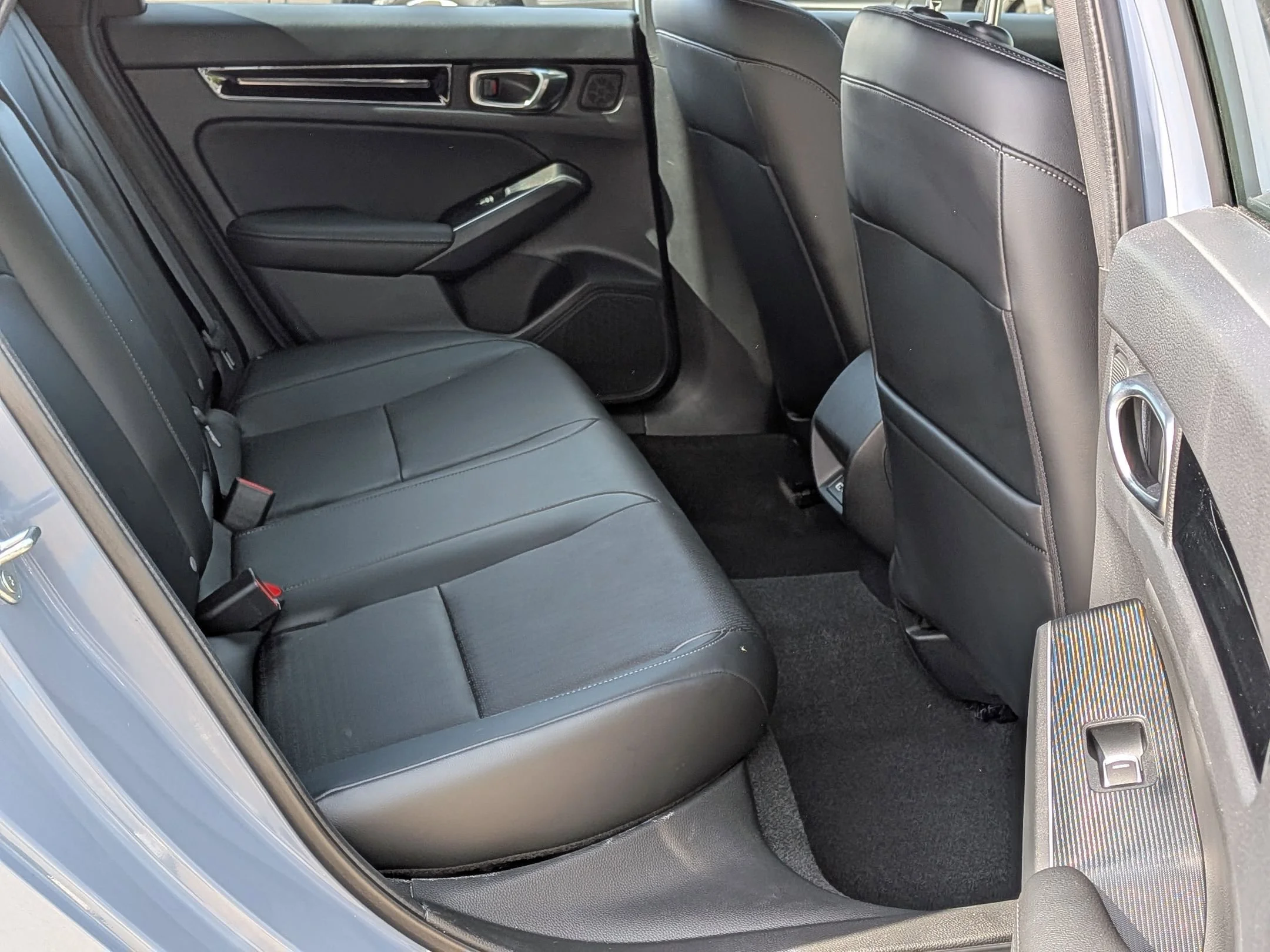 2023 Honda Civic Hatchback Sport Touring - Photo 30