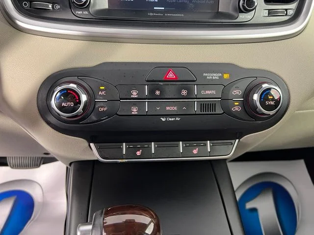 Used 2018 Red Kia LX image 24