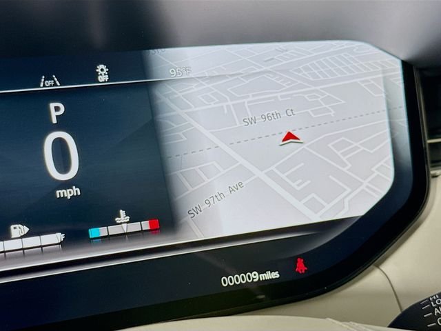 New 2026 Fuji White Land Rover Dynamic SE image 13