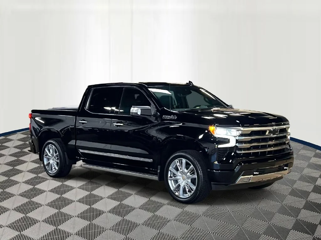 New 2026 Black Chevrolet High Country image 6