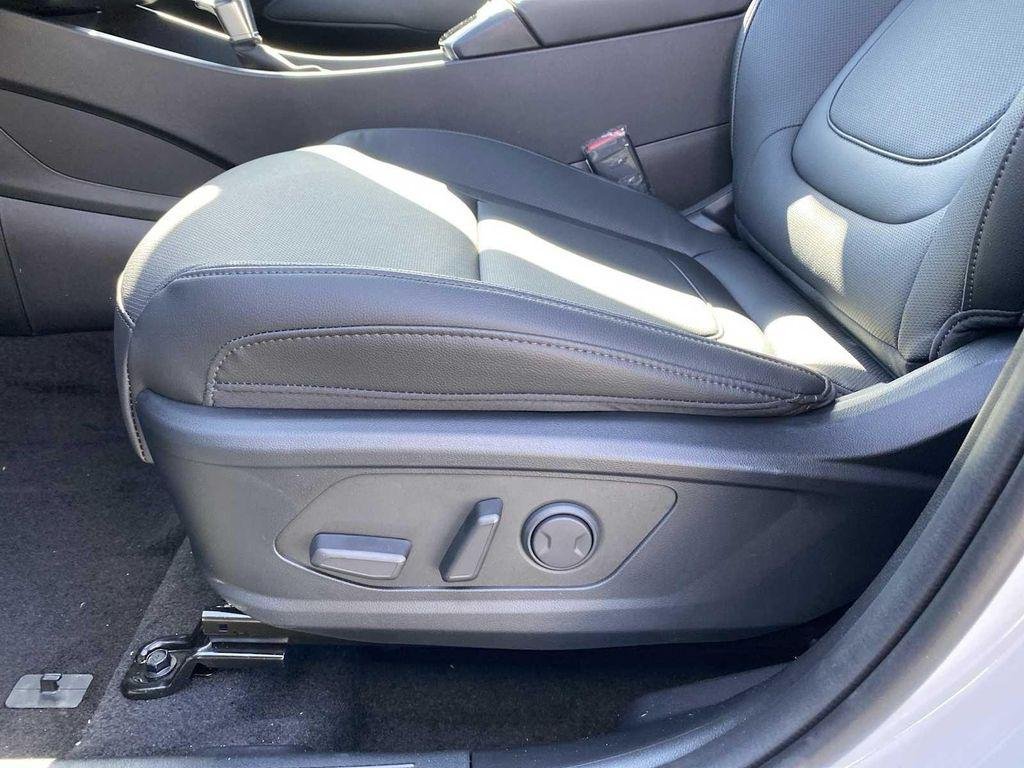 New 2026 White Hyundai XRT FWD image 25