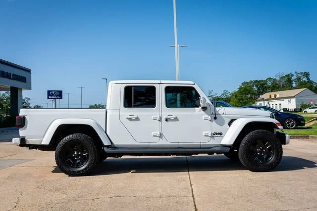 Used 2022 Bright White Clearcoat Jeep High Altitude image 18