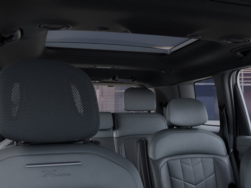 New 2027 Glacial White Pearl Kia X-LINE SX image 27