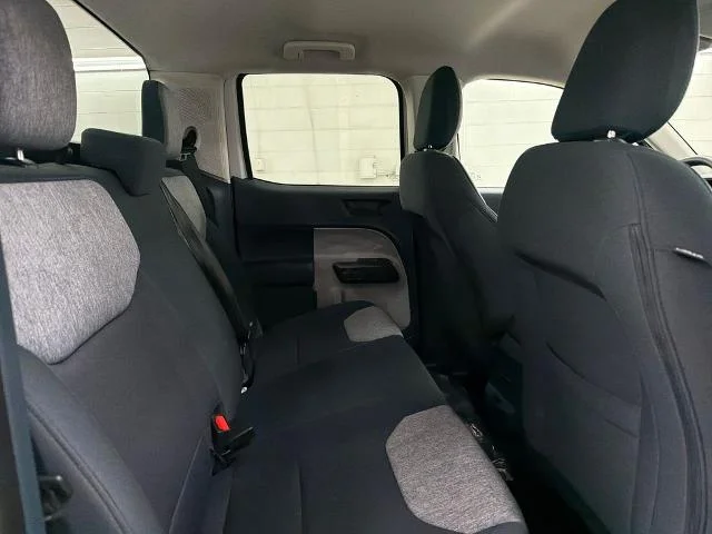 New 2026 Oxford White Ford XLT image 28