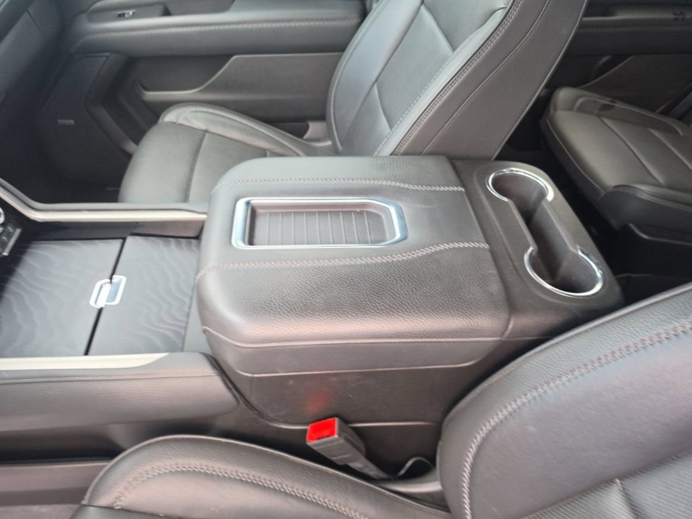 Used 2021 SATIN STEEL METALLIC GMC Denali image 18