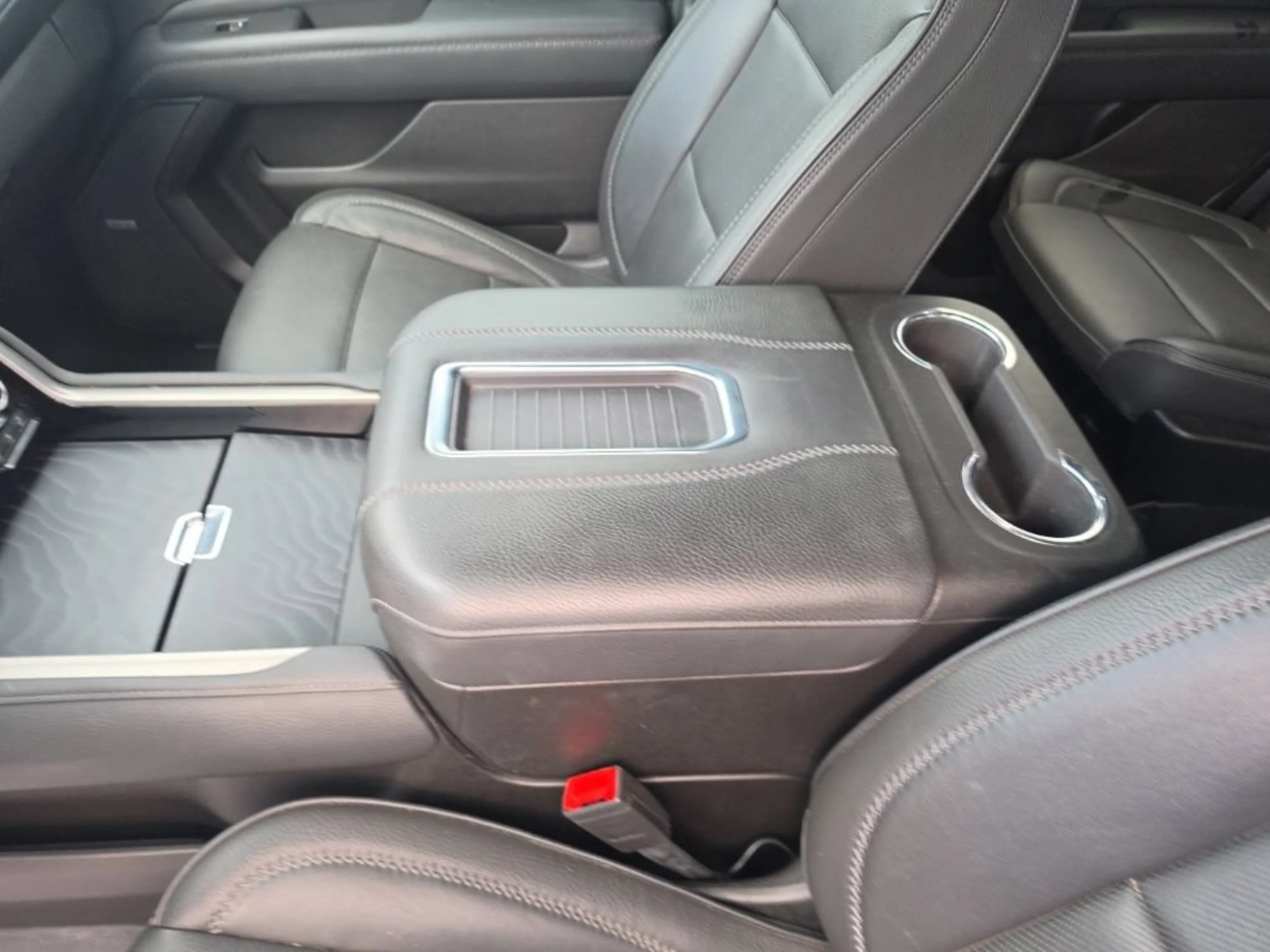 Used 2021 SATIN STEEL METALLIC GMC Denali image 18