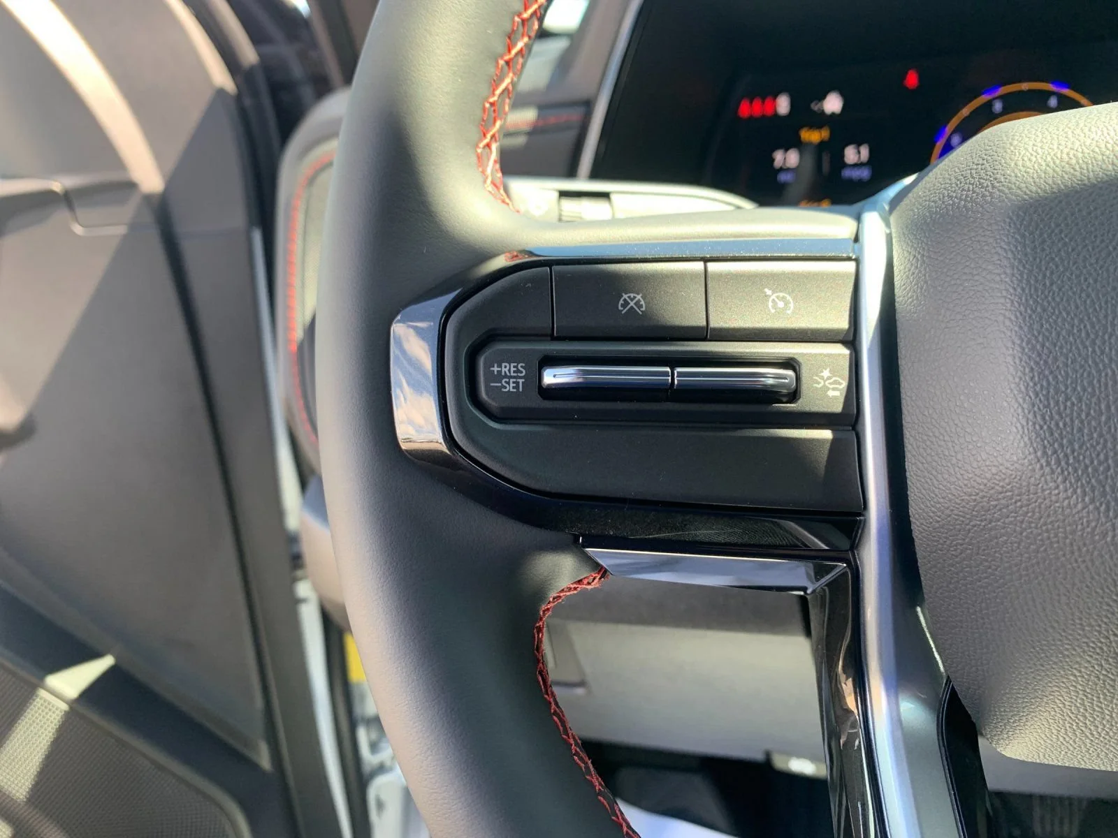 2026 Chevrolet Colorado Z71 - Photo 26