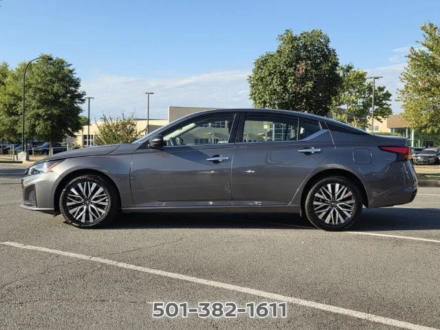 Used 2025 Gray Nissan 2.5 SV image 2