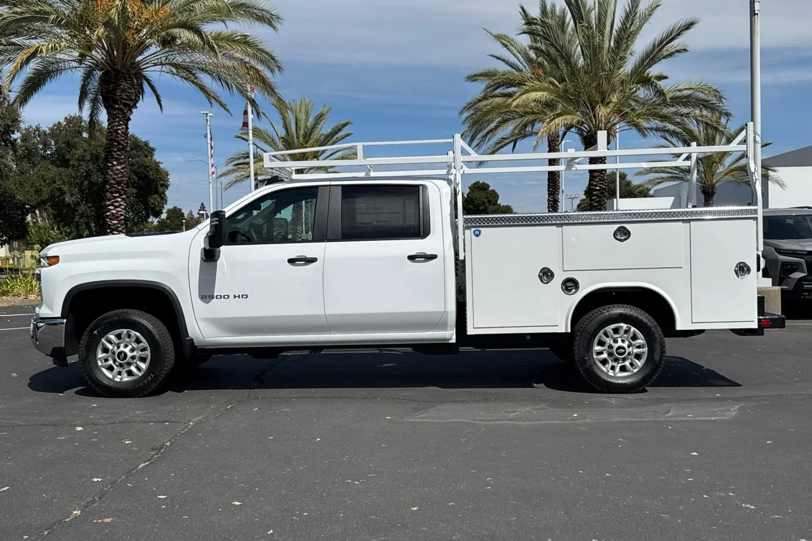 2026 Chevrolet Silverado 2500 HD WT view 6