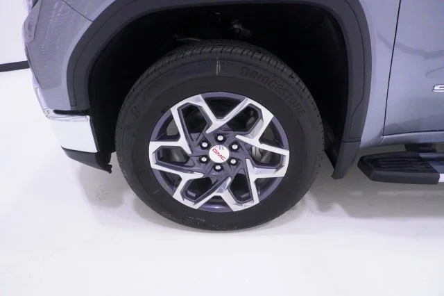 2026 GMC Sierra 1500 SLE - Photo 14