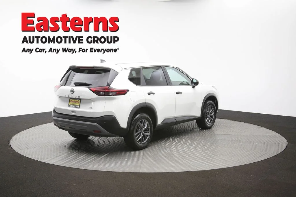 Used 2023 White Nissan S image 42