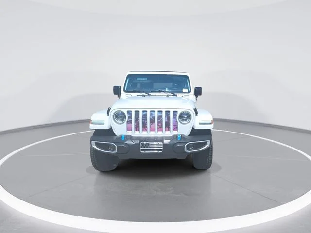 Used 2023 White Jeep Sahara 4xe image 3