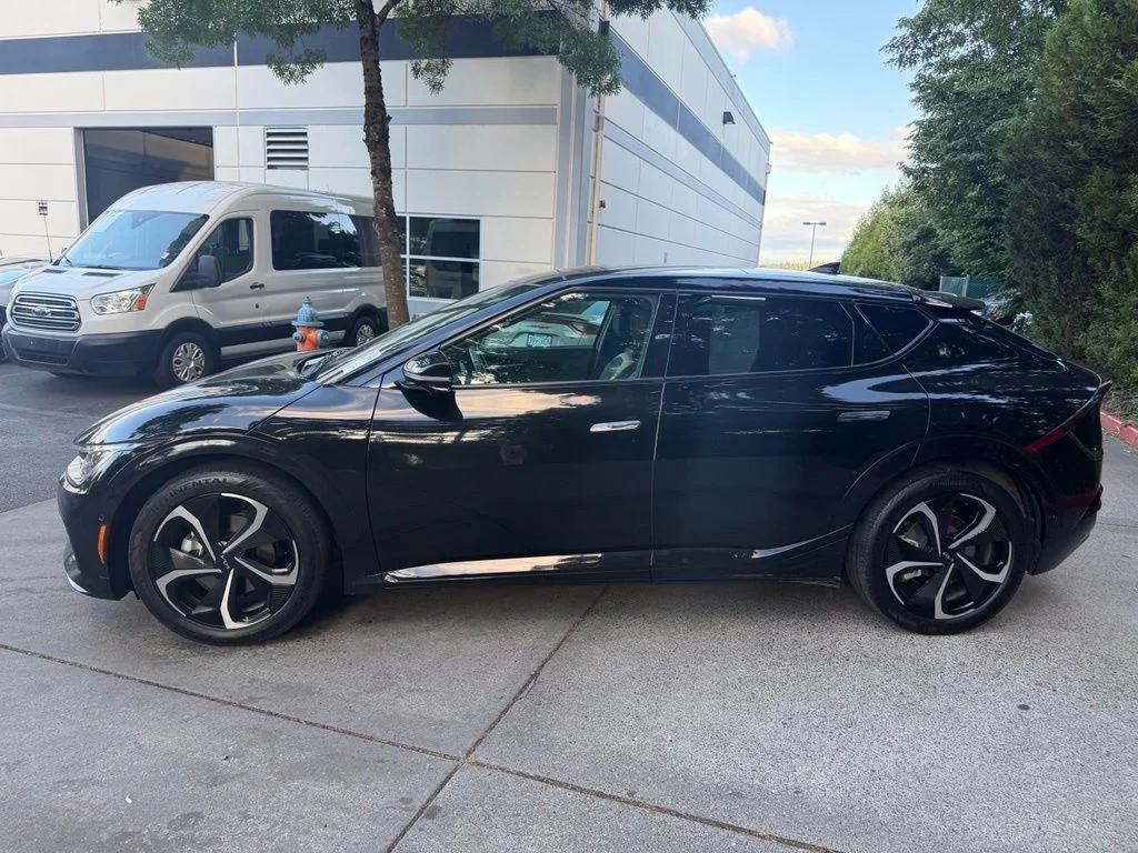 Certified Used 2024 Aurora Black Pearl Kia GT-Line image 7